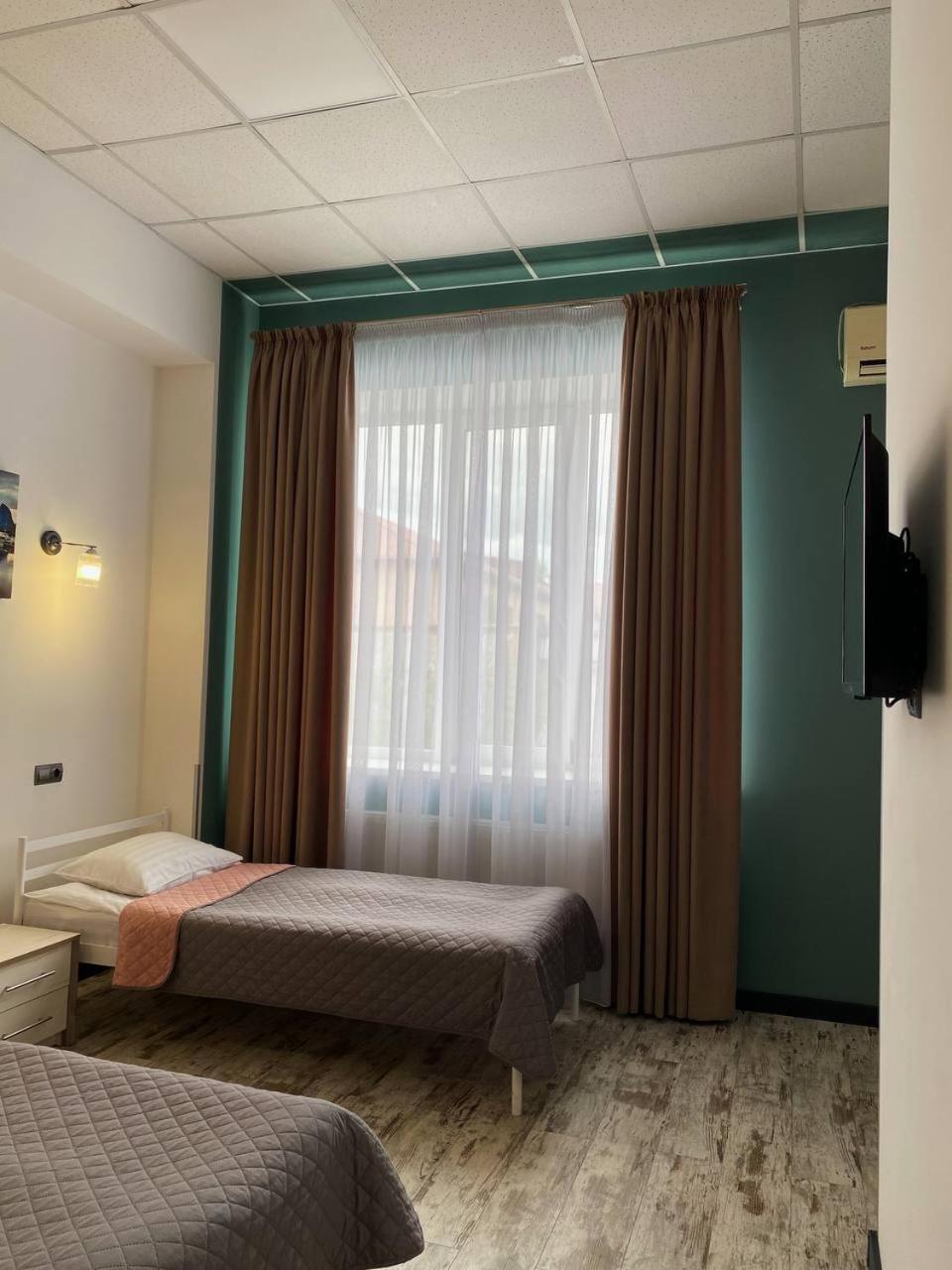Gosudar Hotel Kropyvnyc'kyj Esterno foto