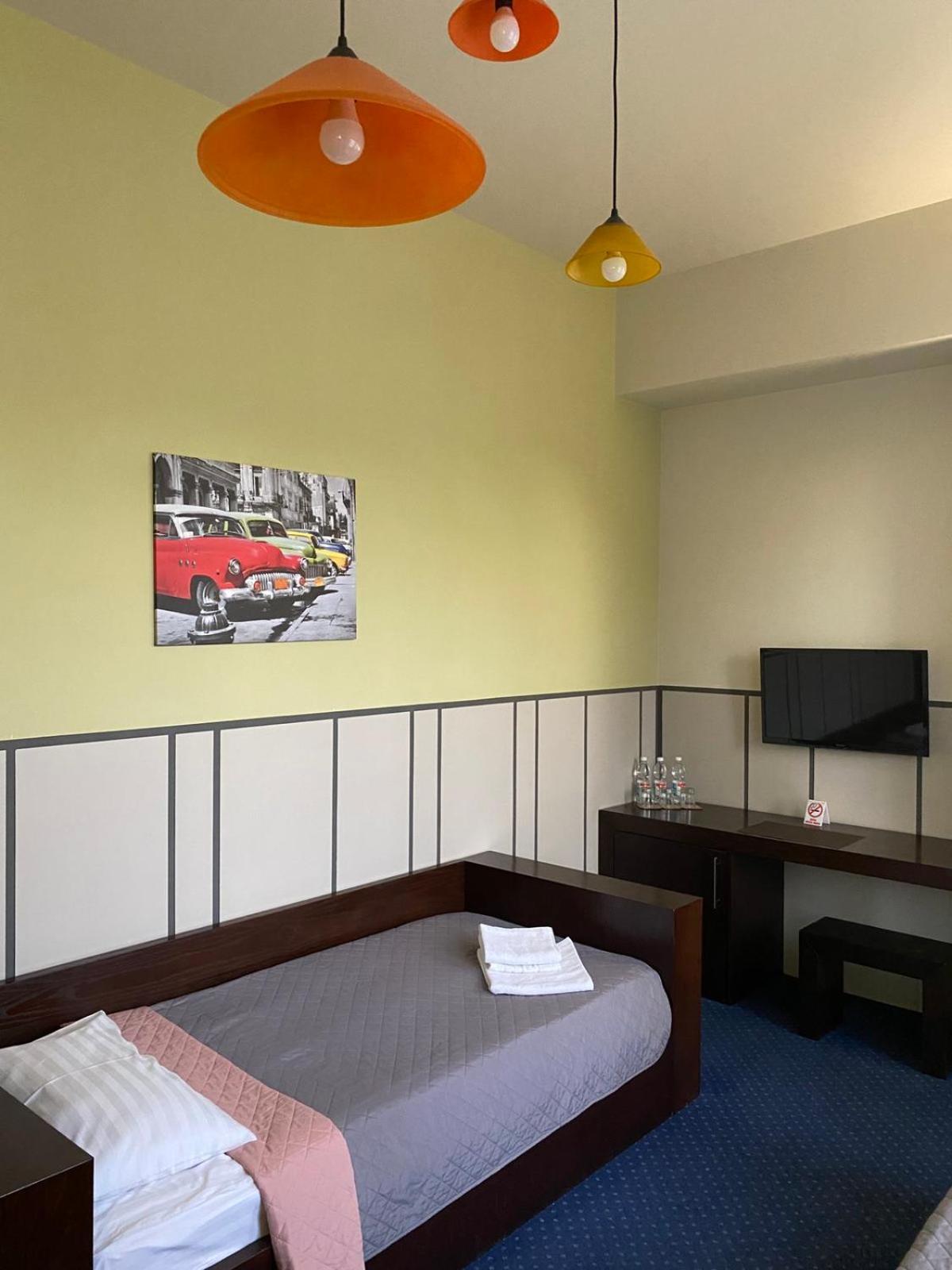 Gosudar Hotel Kropyvnyc'kyj Esterno foto