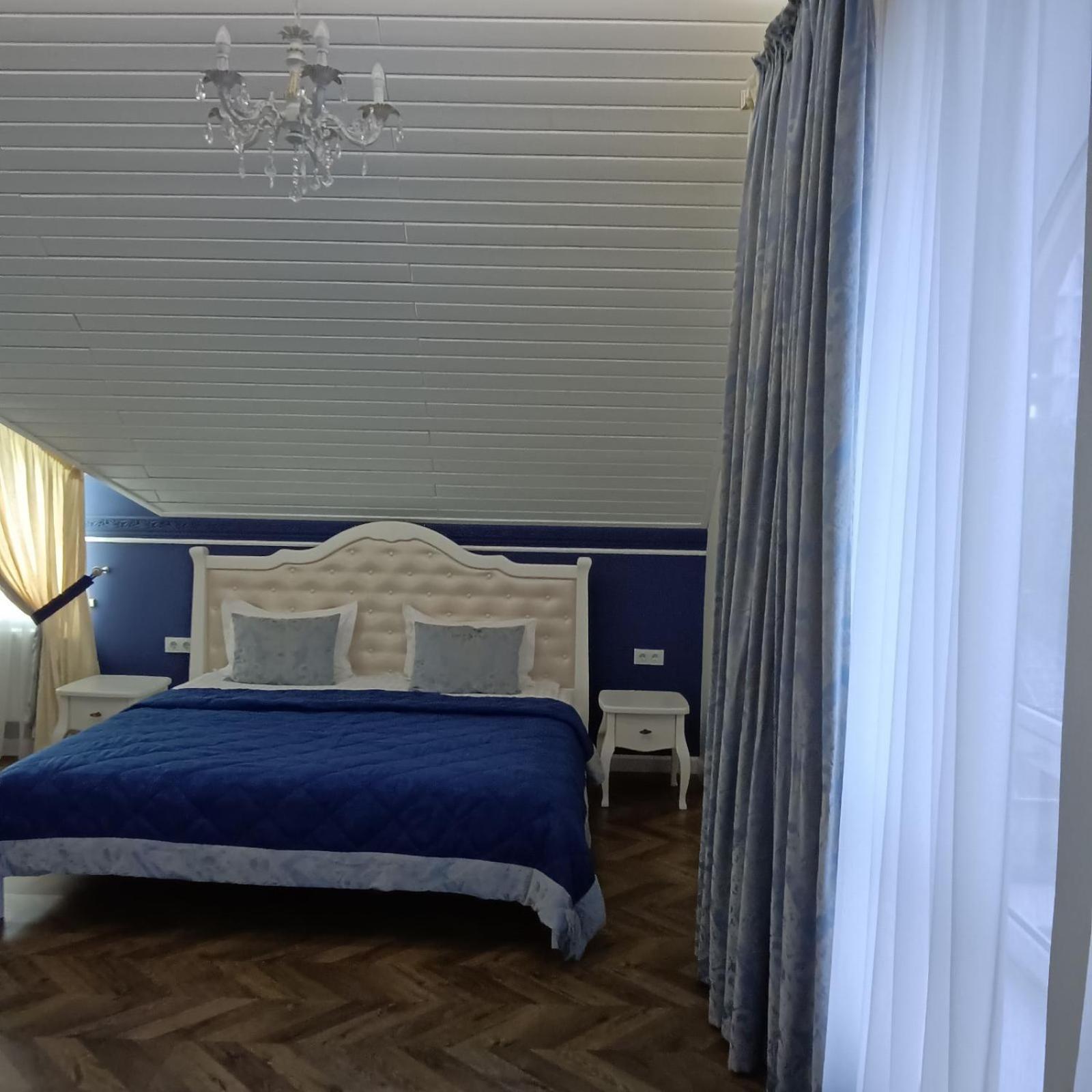 Gosudar Hotel Kropyvnyc'kyj Esterno foto