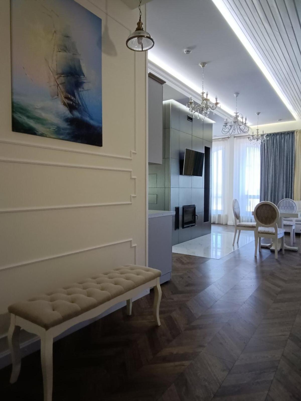 Gosudar Hotel Kropyvnyc'kyj Esterno foto