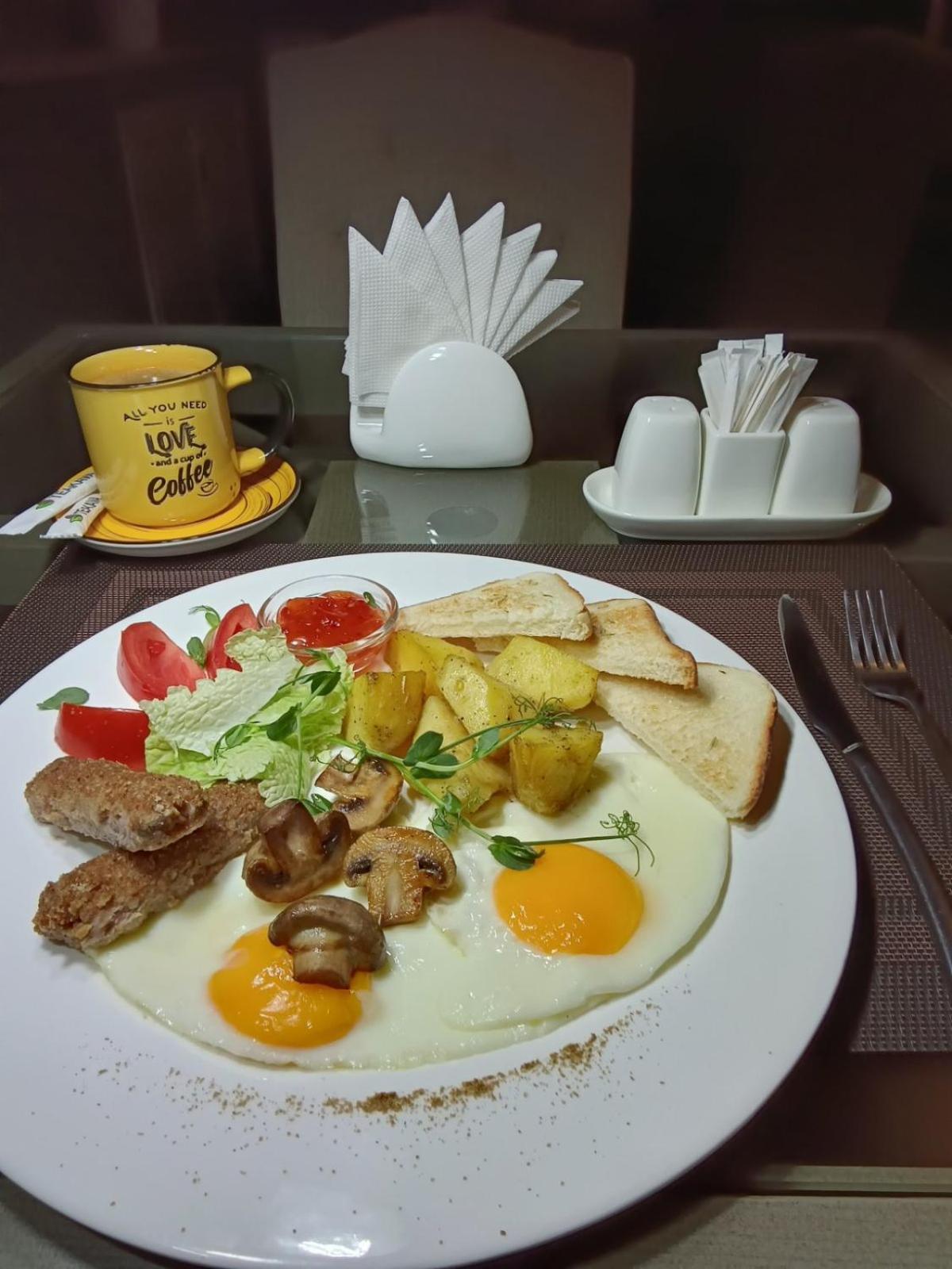 Gosudar Hotel Kropyvnyc'kyj Esterno foto